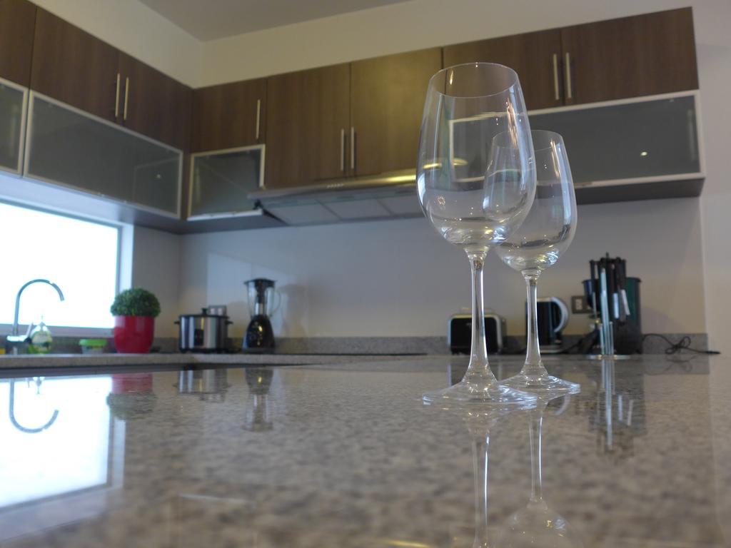 Spacious Apartment In Miraflores Лима Номер фото